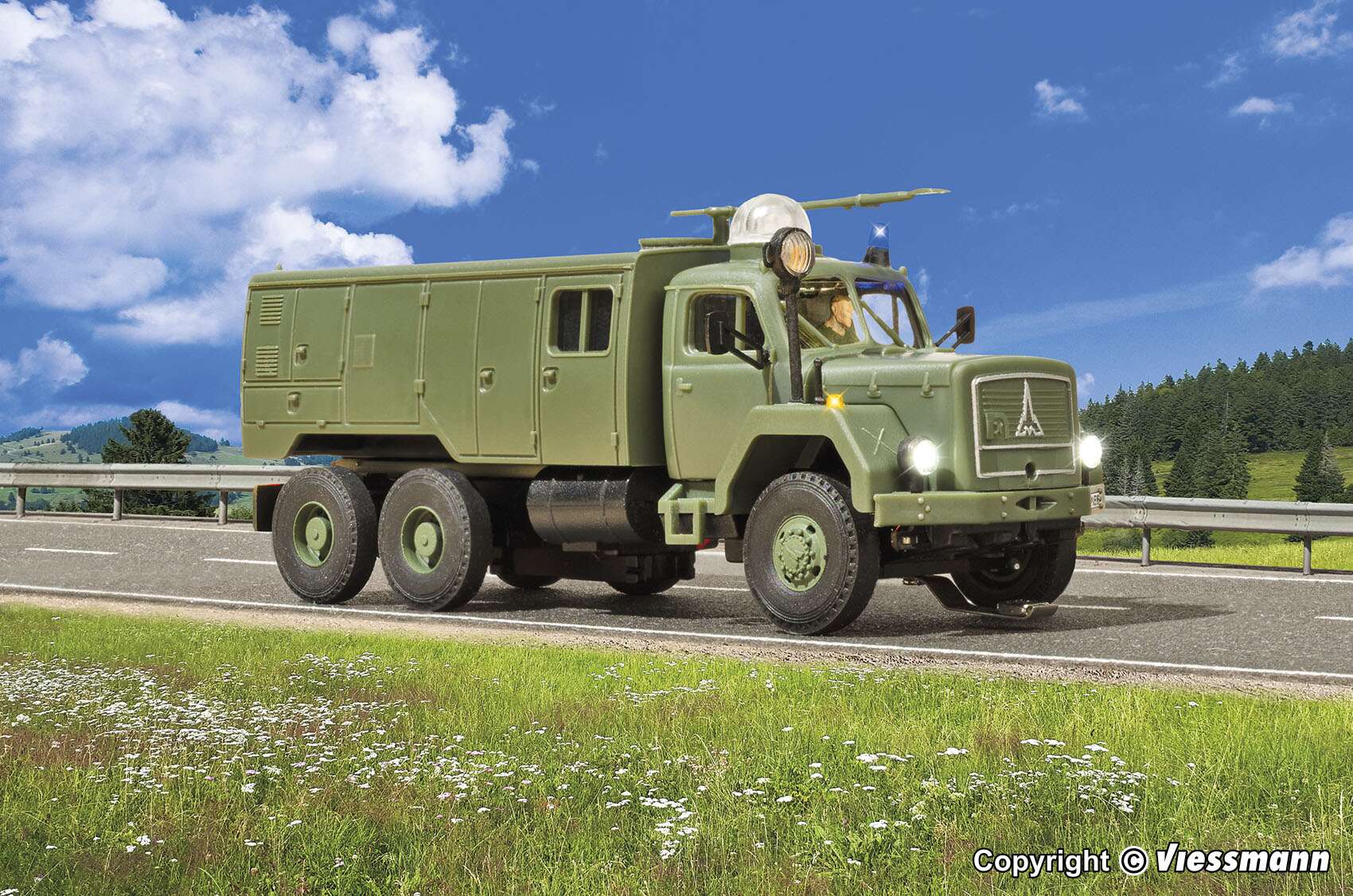 Fire brigade MAGIRUS 3-axle with rotating flashing lights, military, basic, functional model