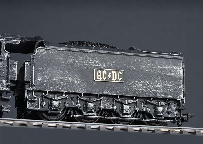 "Black Ice" Steam Locomotive with a Tender
