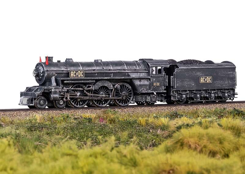 "Black Ice" Steam Locomotive with a Tender