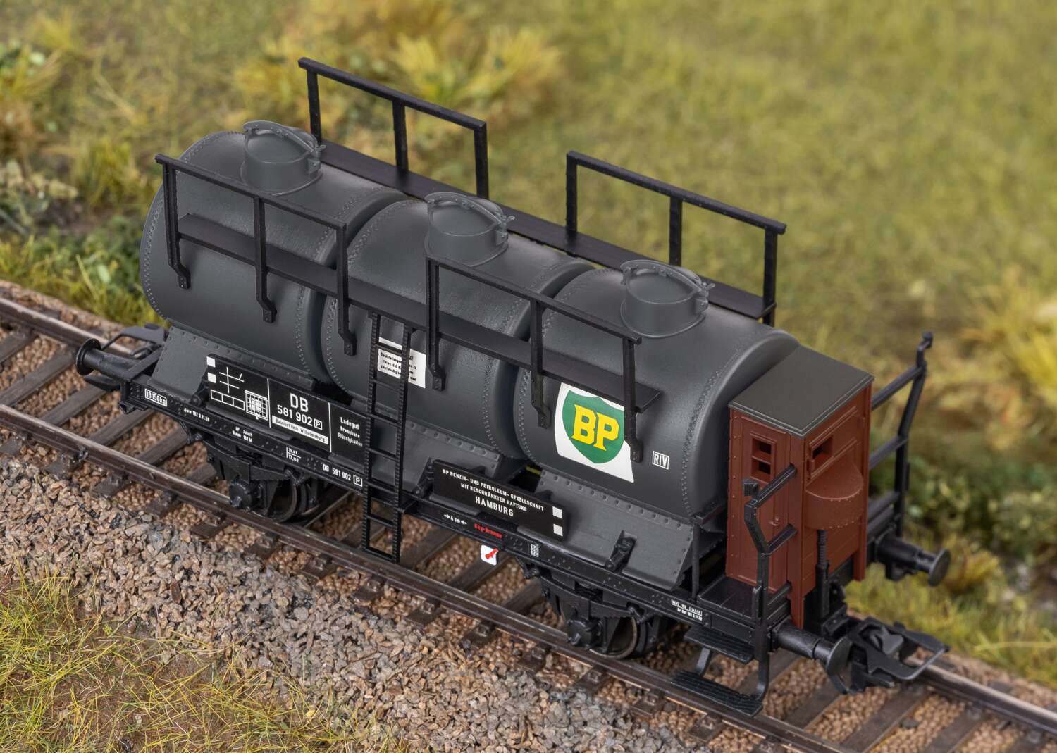 Tank Car Set with Three Containers