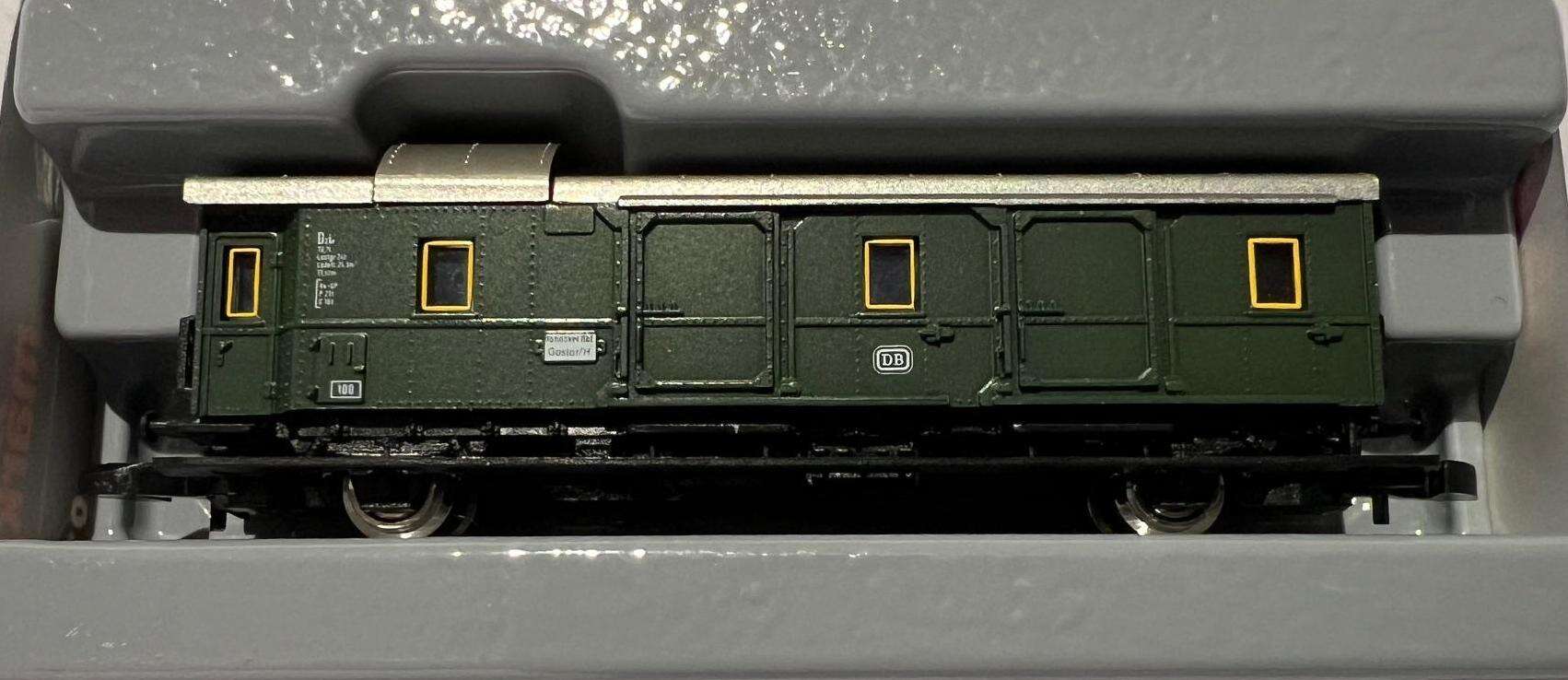 "Thunder Box" Standard Design Baggage Car.