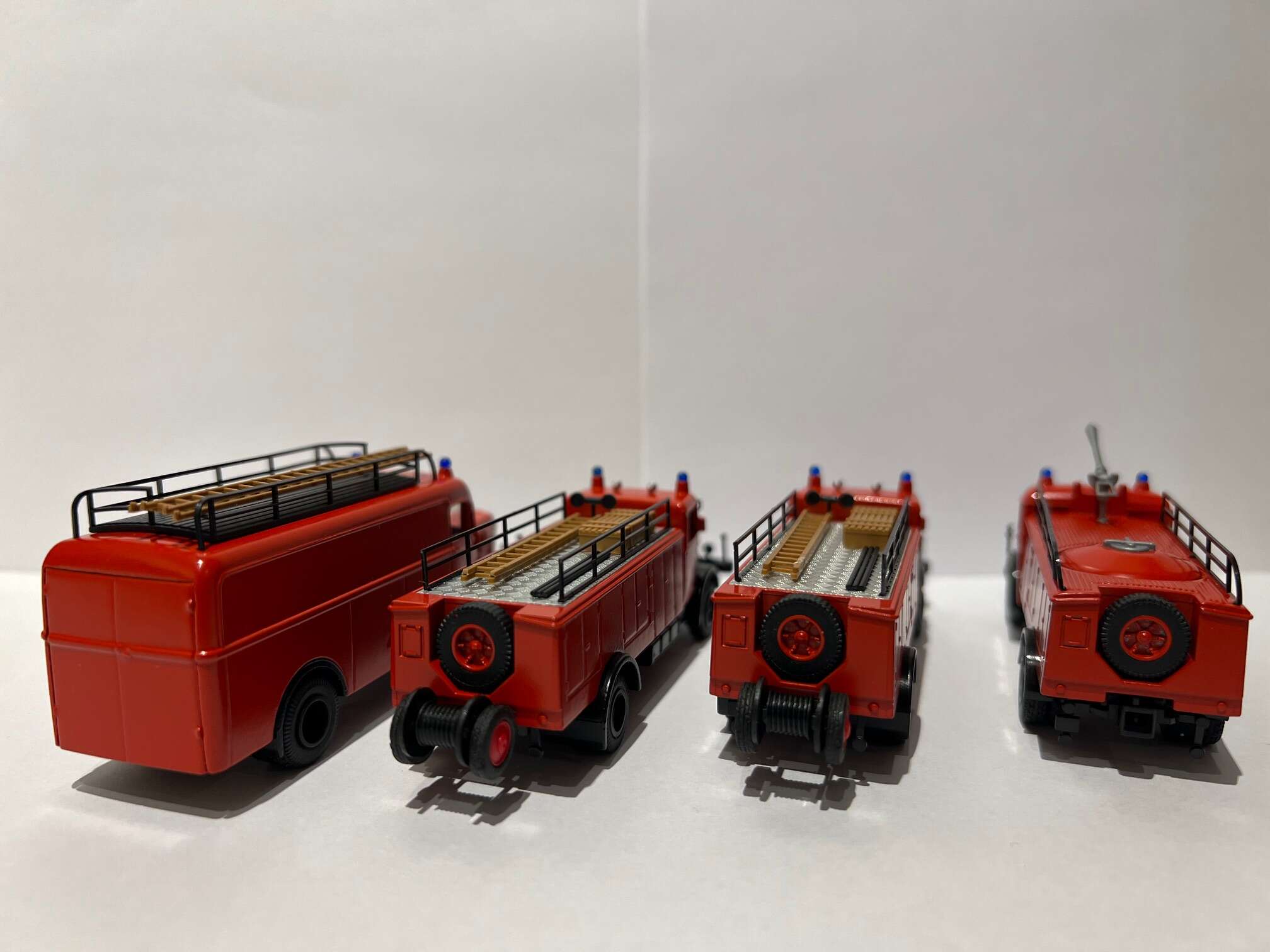 Knippe 4stk. brannbiler HO