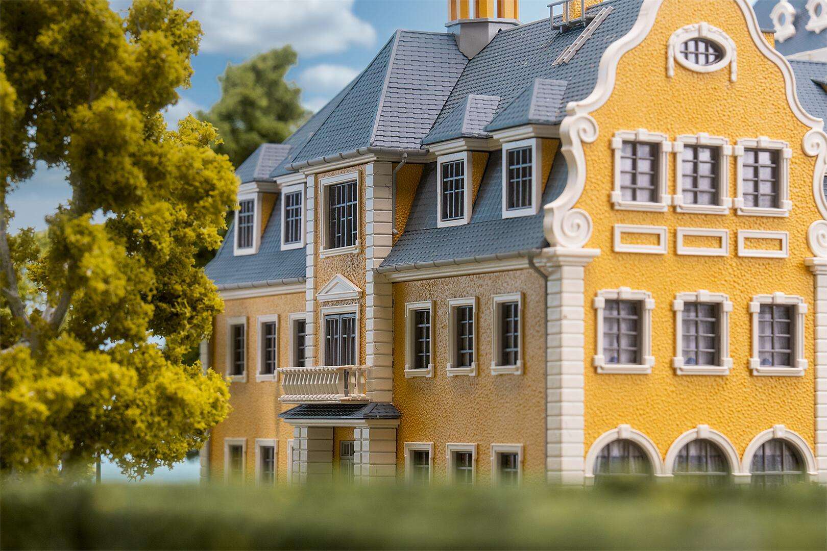 Bellevue Hunting Lodge