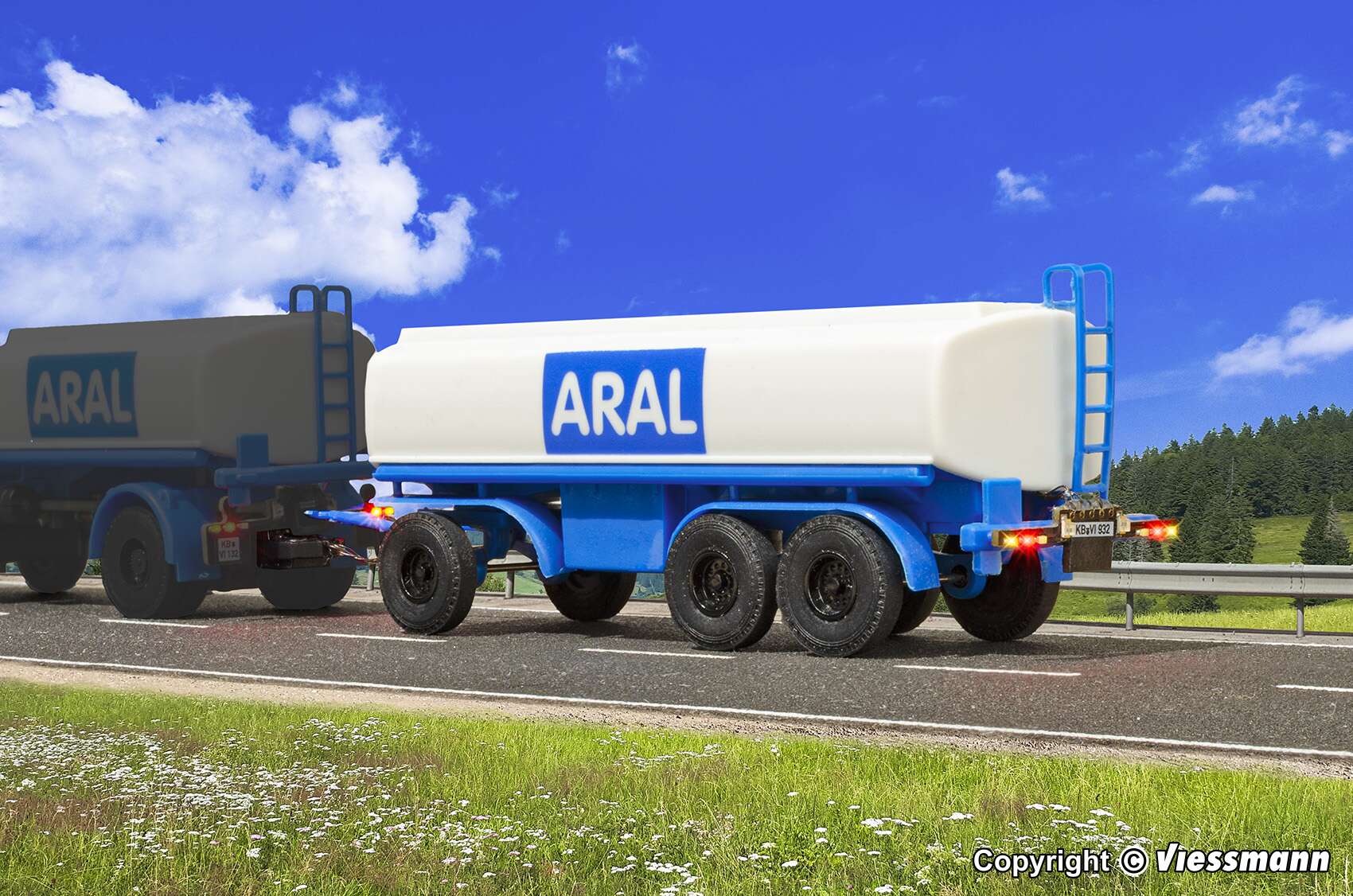 3-axle ARAL tanker trailer, functional model