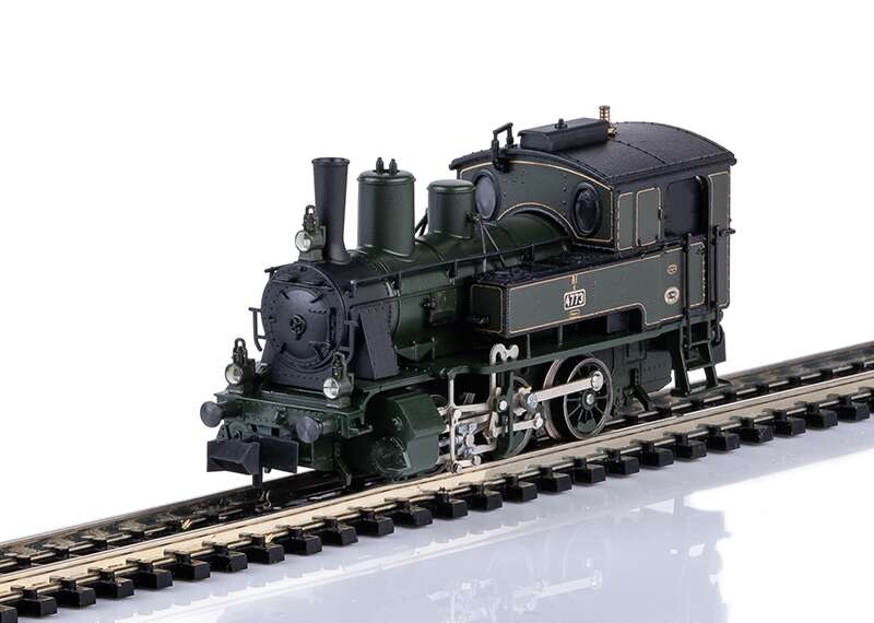 Class R 3/3 Steam Locomotive