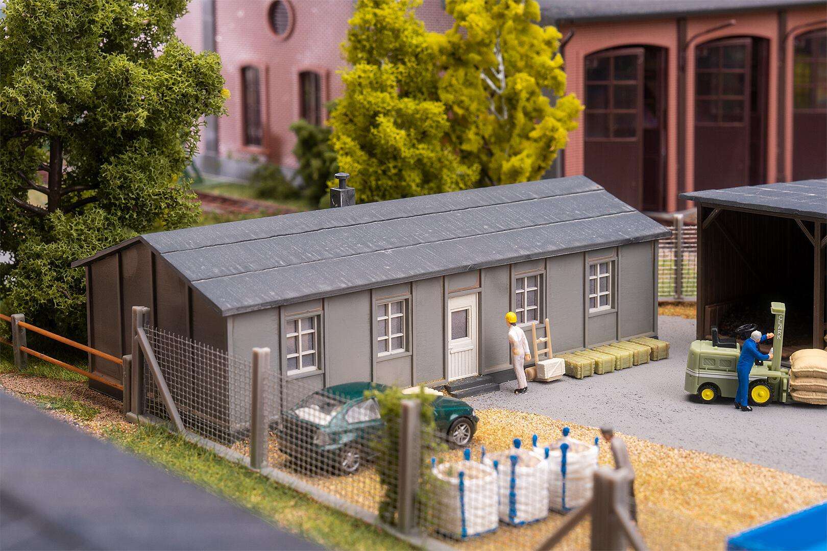 Barrack with coal shed