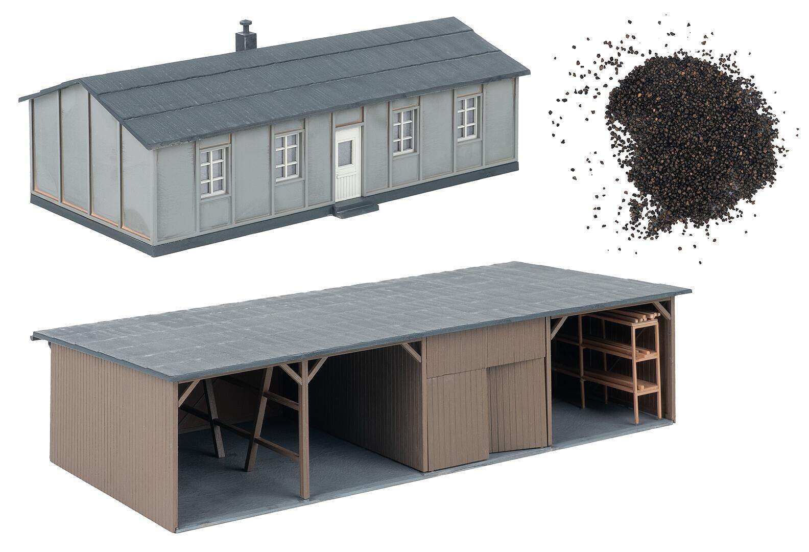 Barrack with coal shed