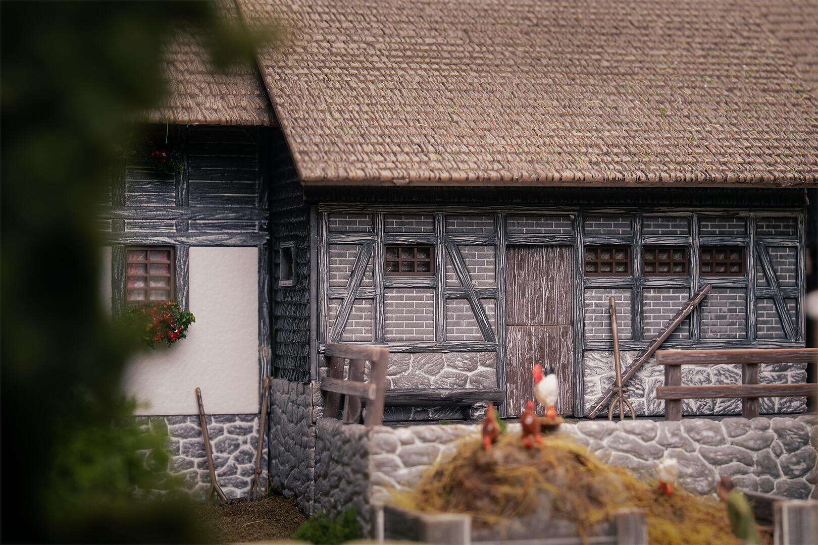 Black Forest farm with 2 figures Anniversary model