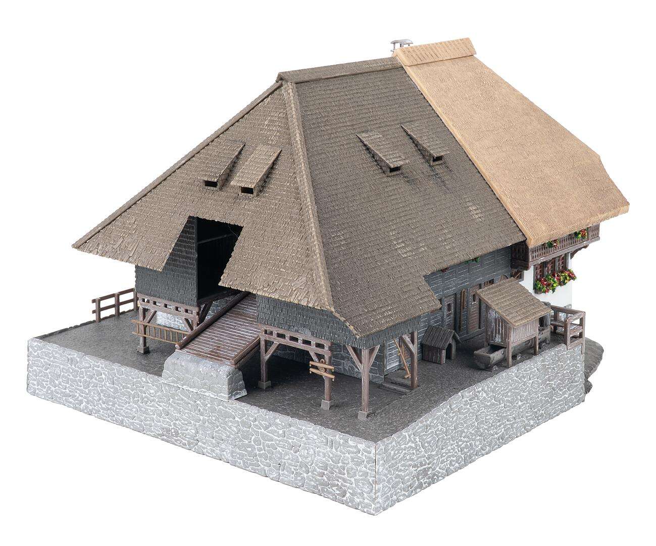 Black Forest farm with 2 figures Anniversary model