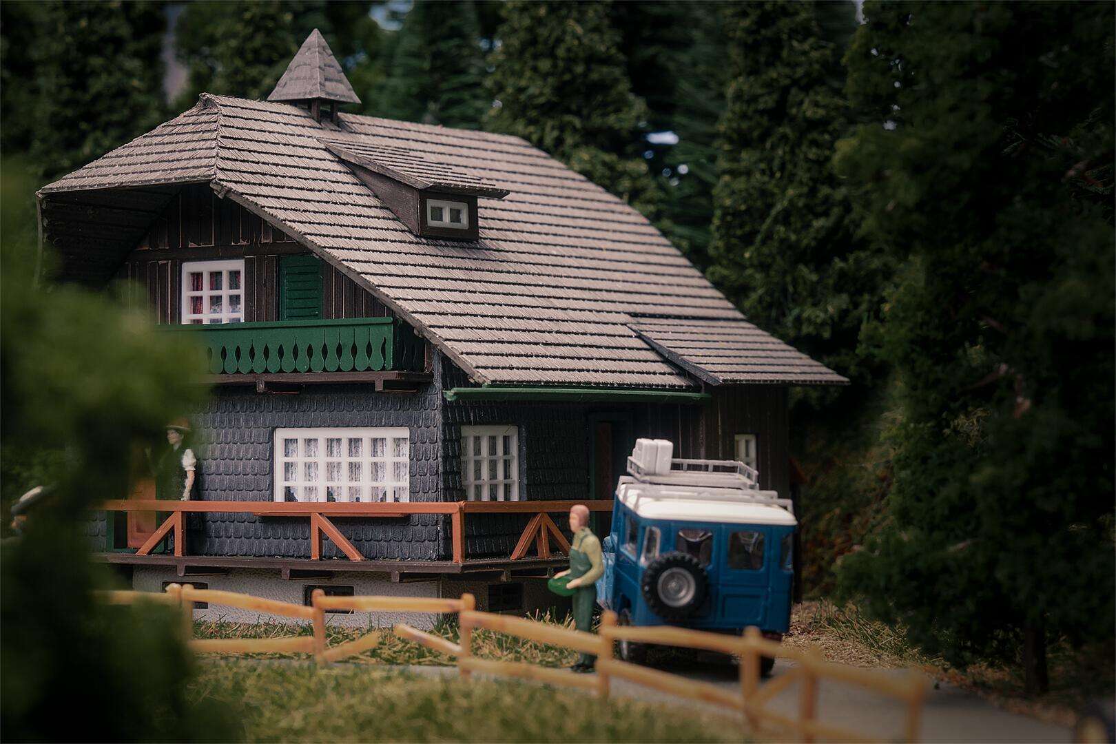 Black Forest house with figure Anniversary model
