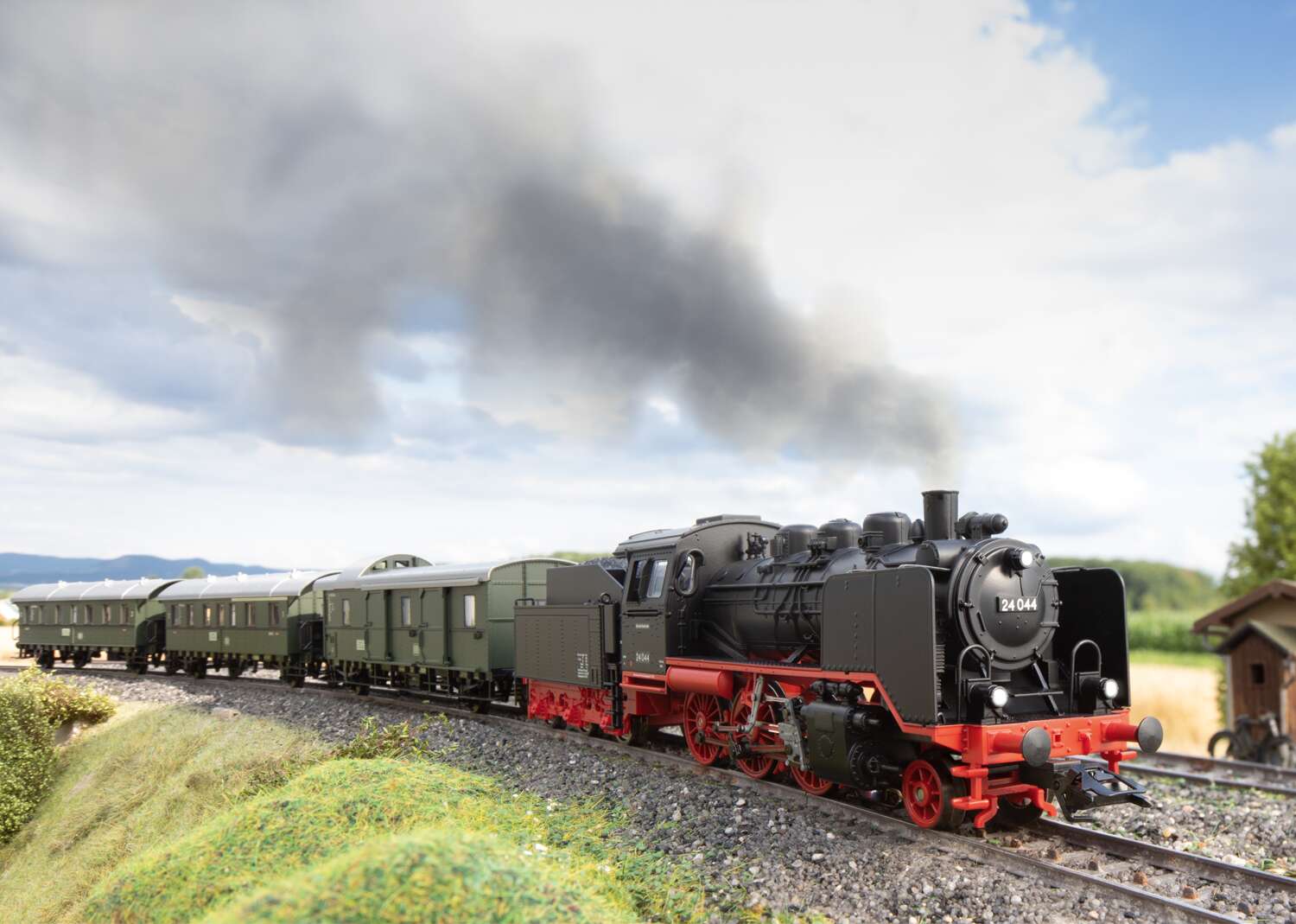 Class 24 Steam Locomotive with a Tender