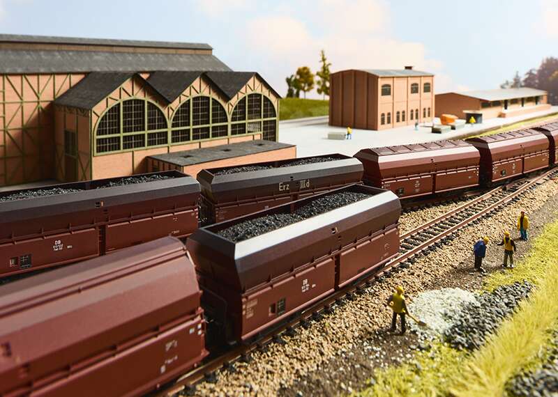 "Coke Transport" Freight Car Set Part 1