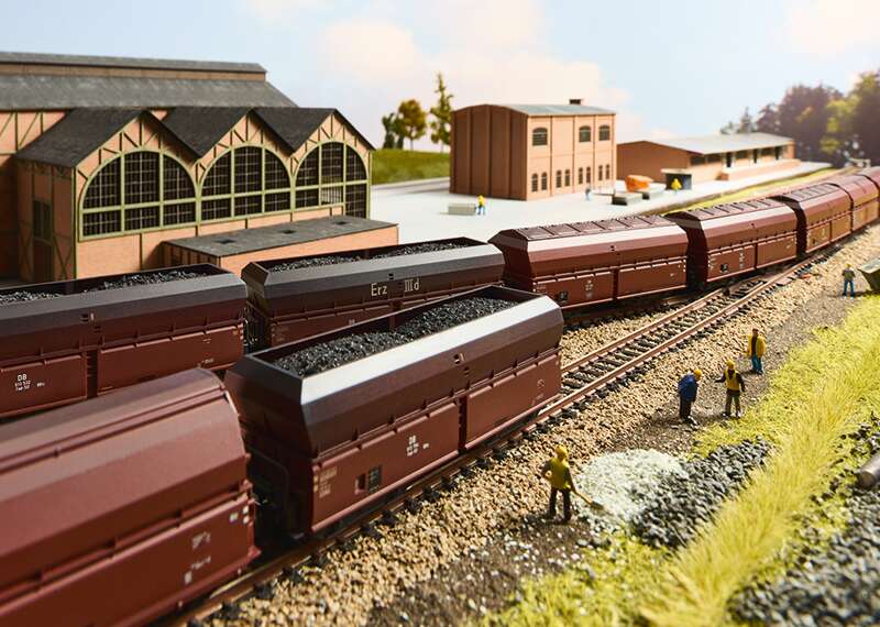"Coke Transport" Freight Car Set Part 1