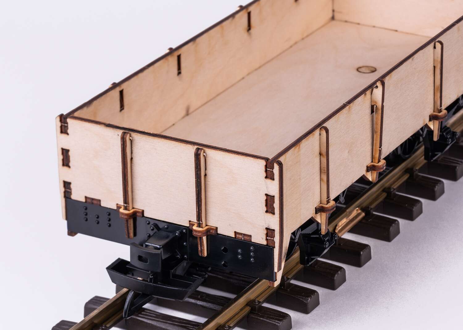High-Side Gondola, Wood