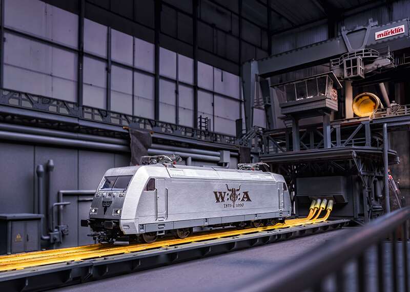 Class 101 Electric Locomotive Raw Metal Edition