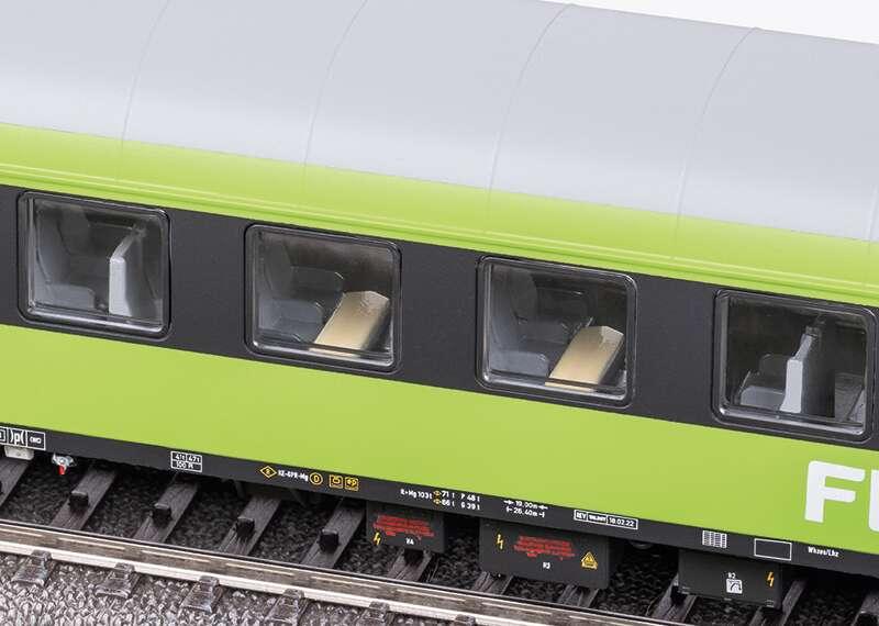 “FlixTrain” Express Train Car Set 1