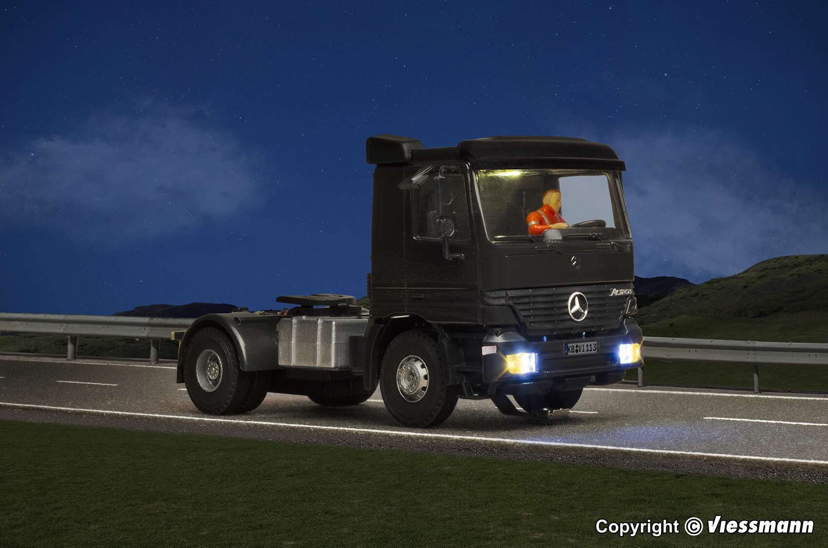 MB ACTROS 2-axle articulate truck, black, functional model
