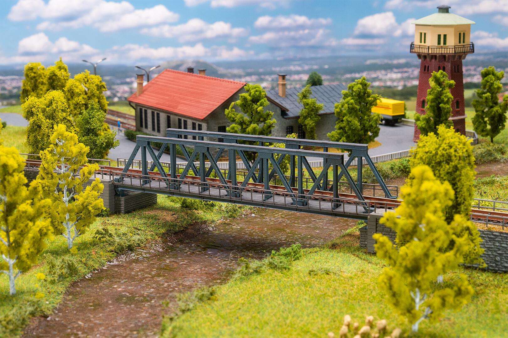 Box girder bridge